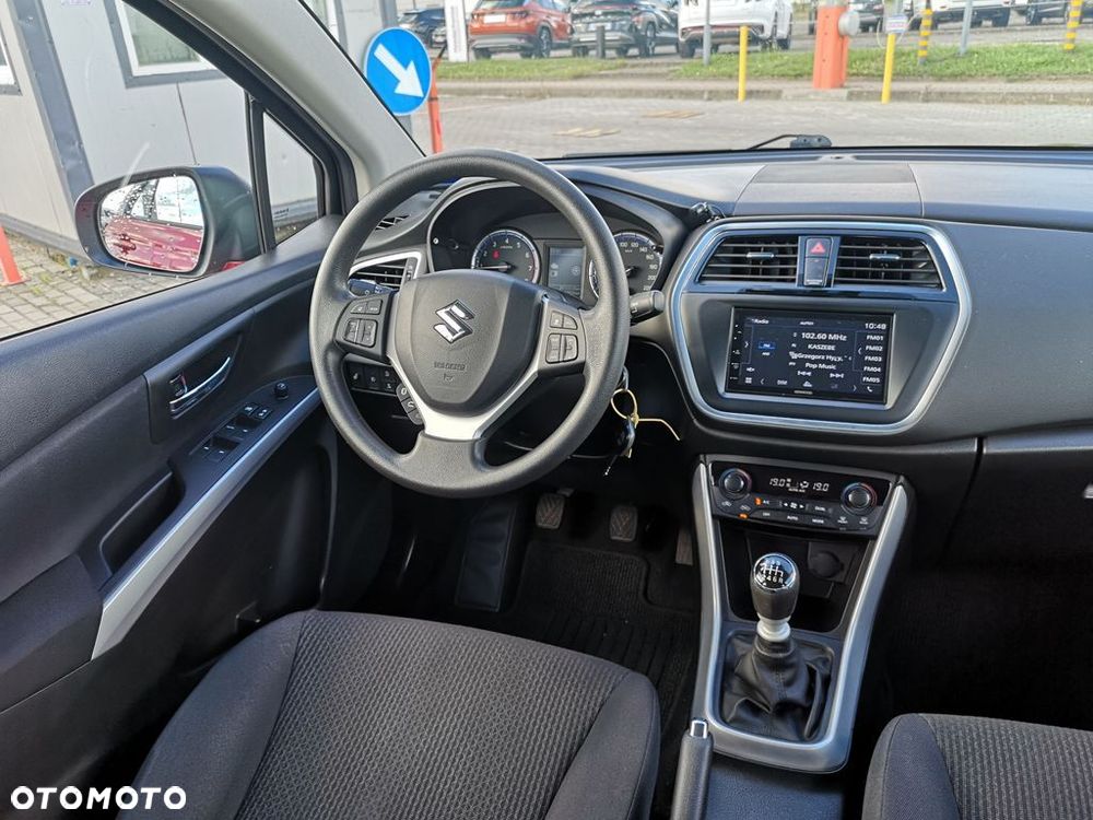 Suzuki SX4 S-Cross - 16