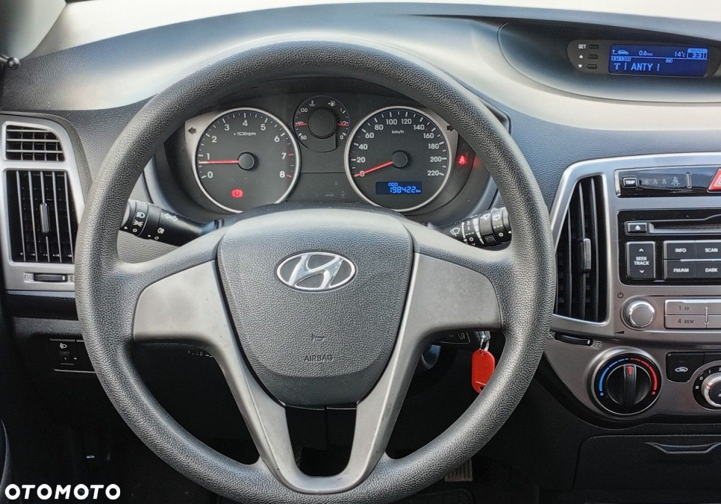 Hyundai i20 - 23