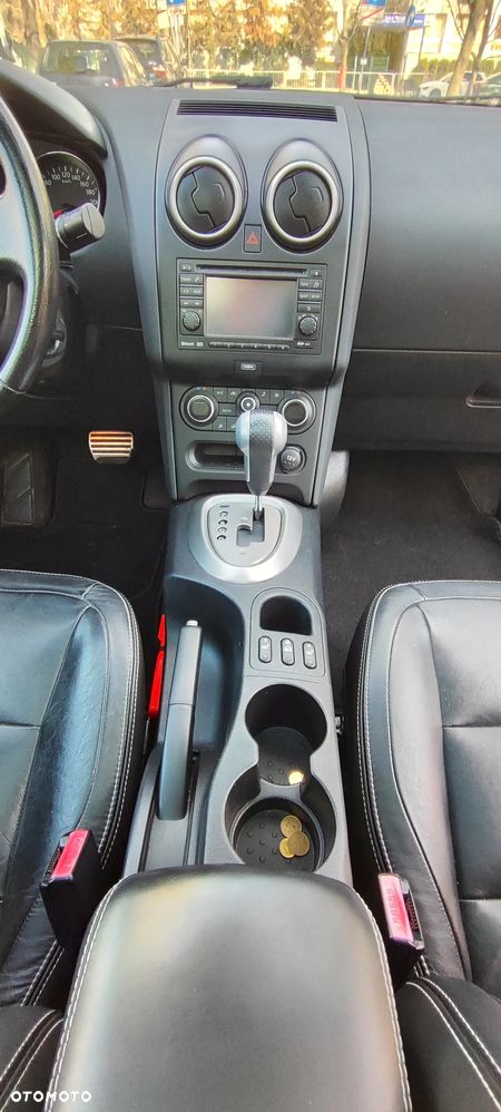 Nissan Qashqai 2.0 CVT 360 - 17