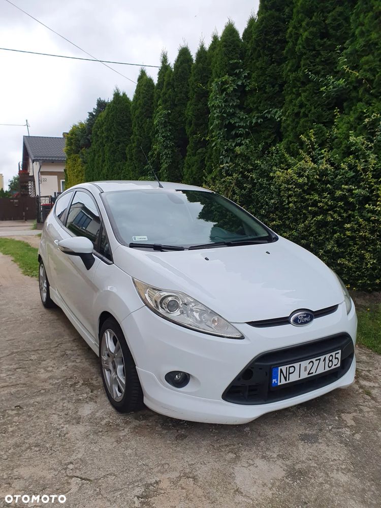 Ford Fiesta 1.6 TDCi DPF Sport - 2