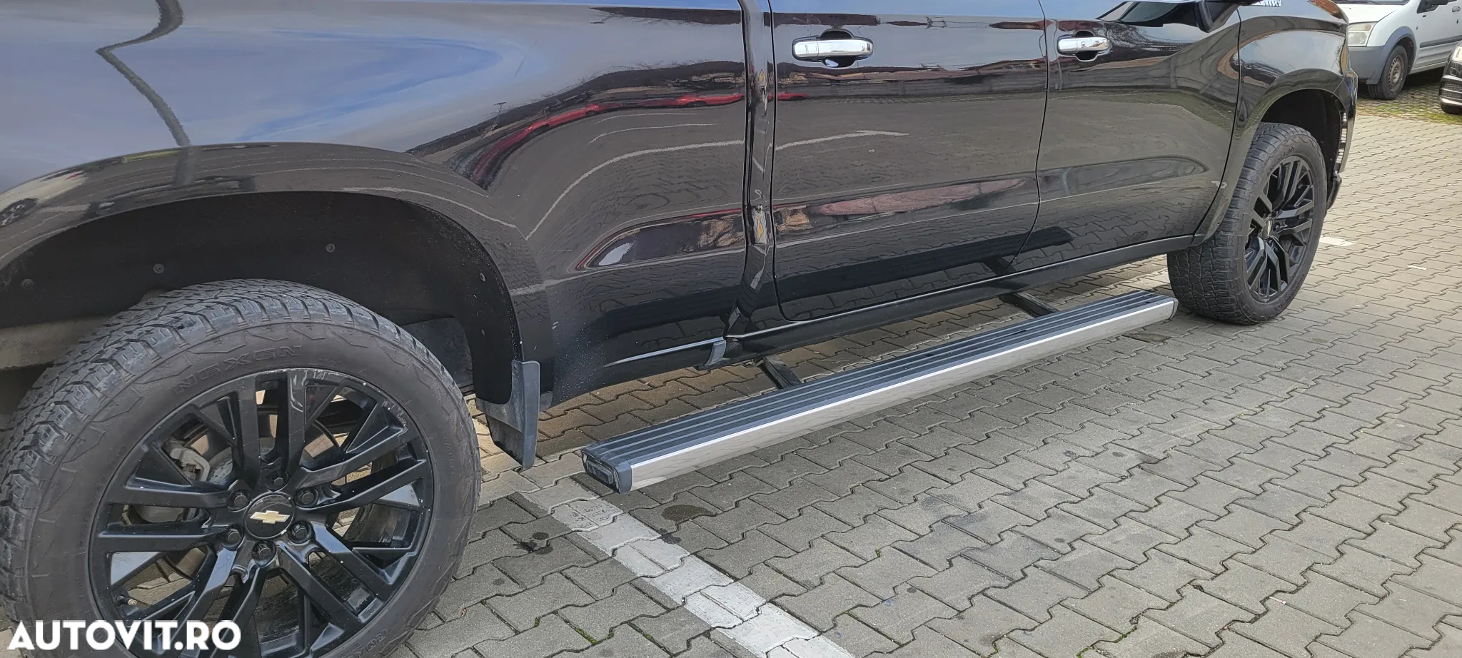 Chevrolet Silverado - 14