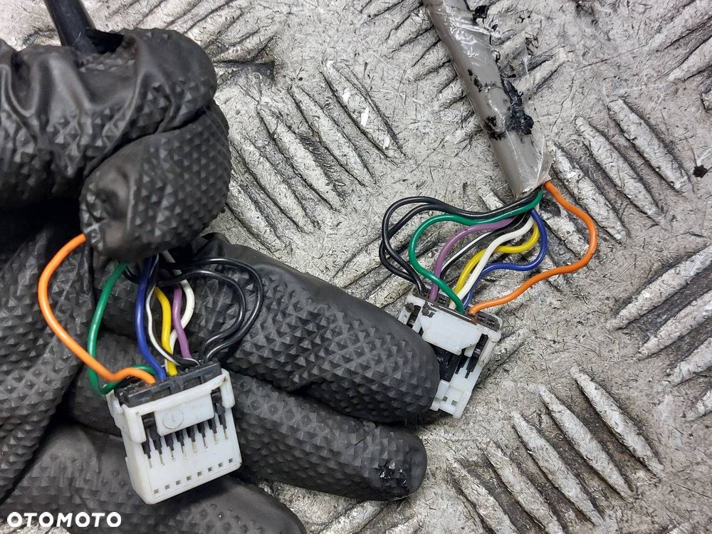 LUSTERKO LEWE + PRAWE ELEKTRYCZNE OUTLANDER II LIFT A39 9 PIN EU - 9