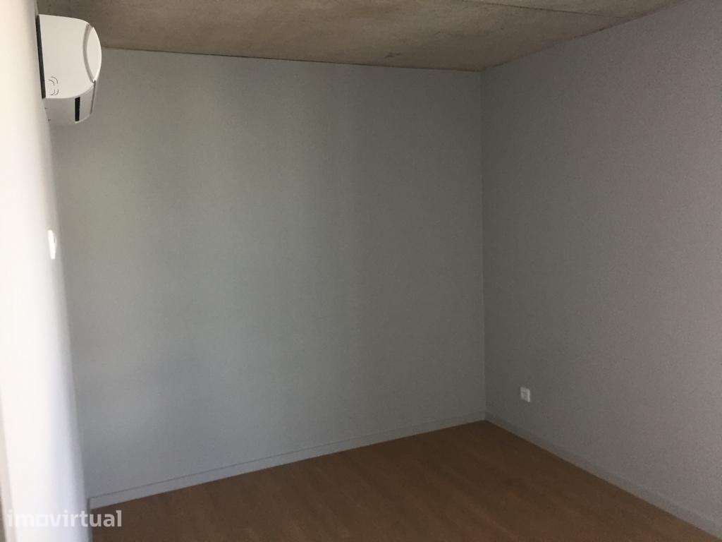 Apartamento T1 Duplex no centro de Estarreja - Grande imagem: 5/9