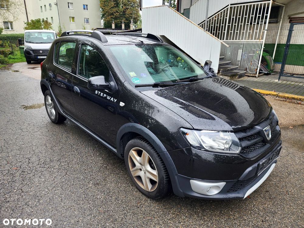 Dacia Sandero TCe 90 Celebration - 1