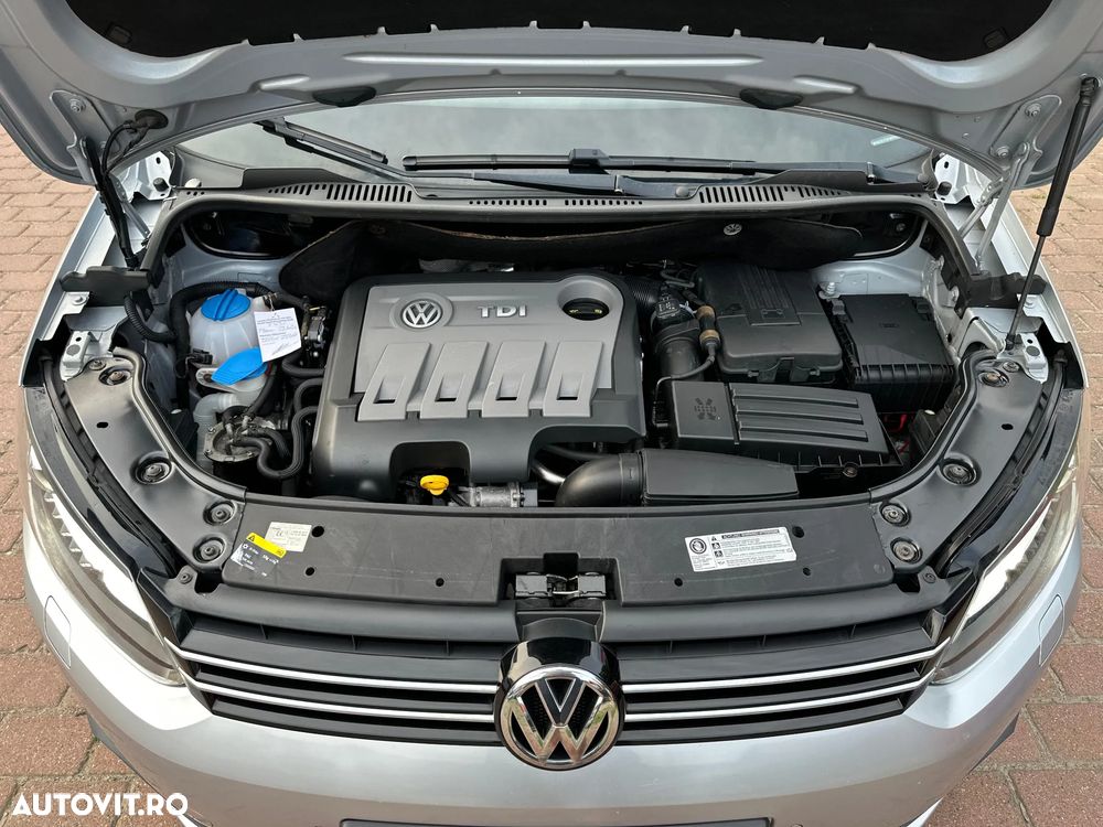 Volkswagen Touran 1.6 TDI DPF DSG Cup - 26