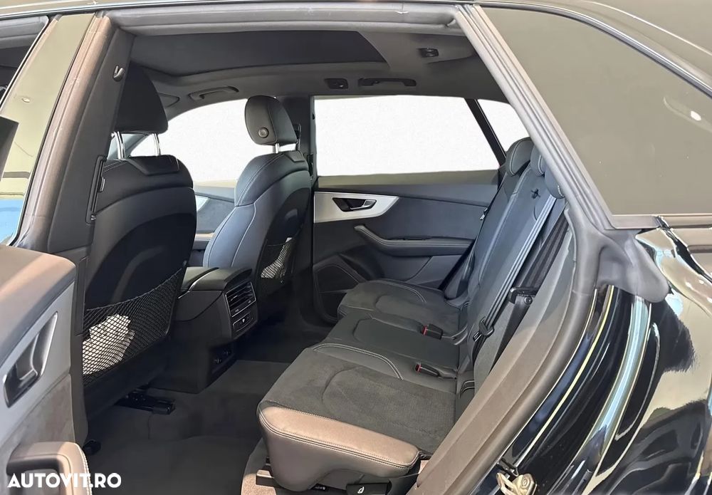 Audi Q8 SUV TFSI e quattro 290 kW tiptronic S line business - 12
