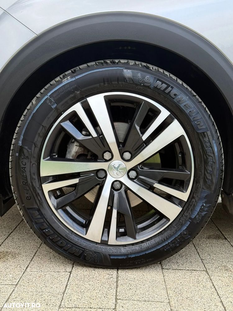 Peugeot 3008 BlueHDi 130 Stop & Start EAT8 Allure Business-Paket - 22