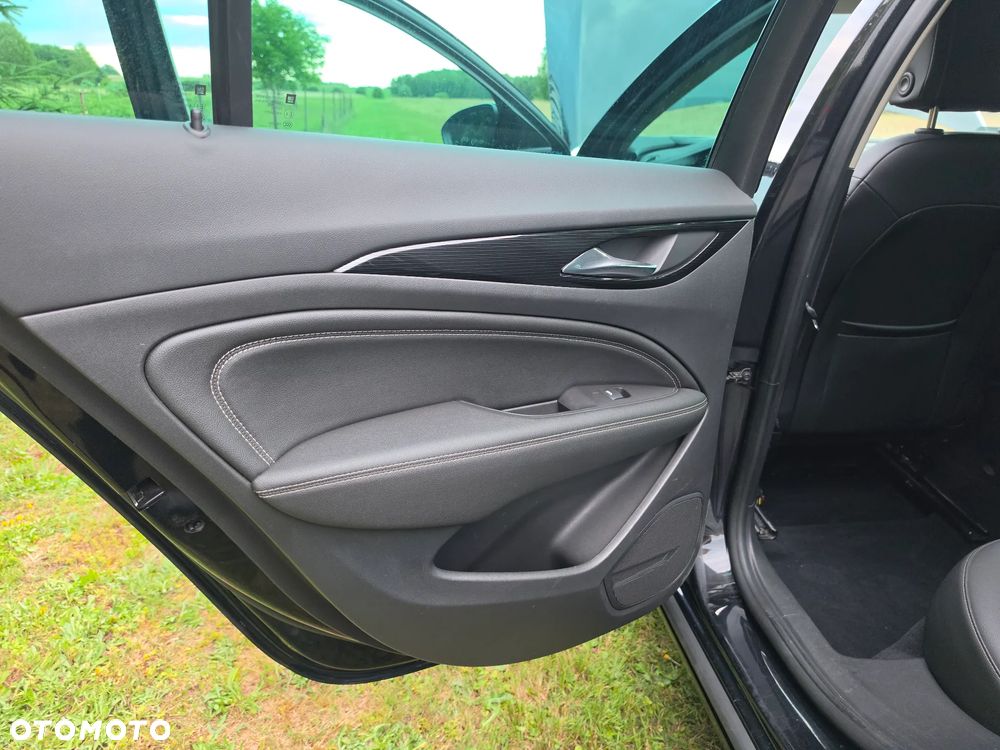 Opel Insignia 2.0 CDTI Innovation S&S - 8