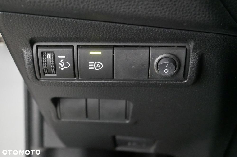 Toyota Corolla Cross 2.0 Hybrid Style - 29