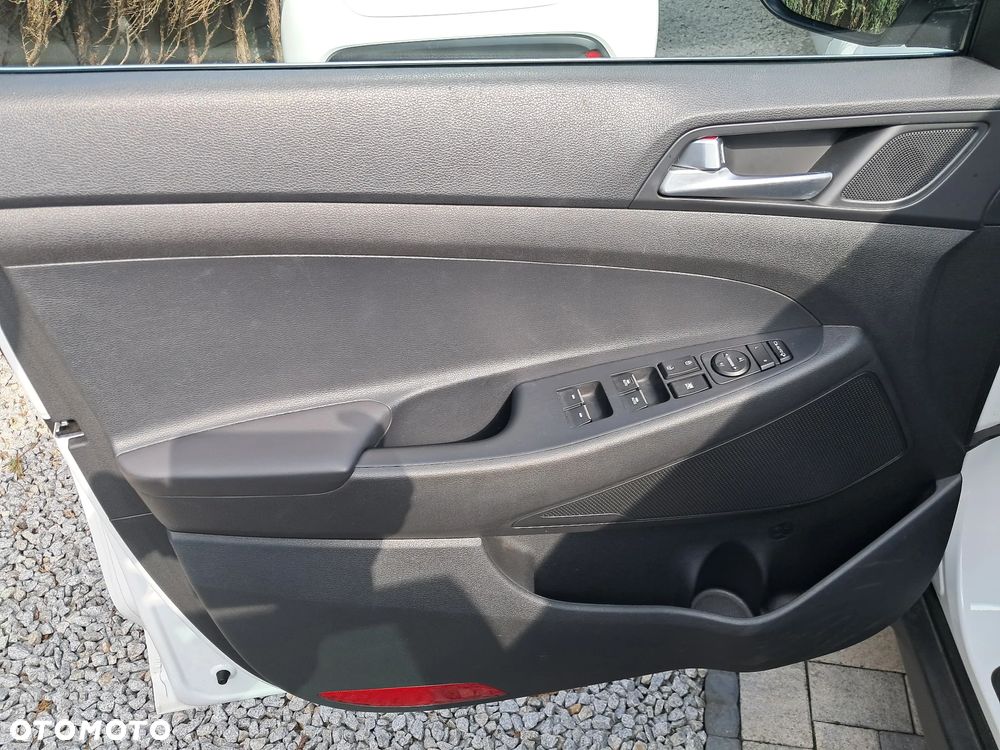 Hyundai Tucson blue 1.6 CRDi 2WD Select - 23