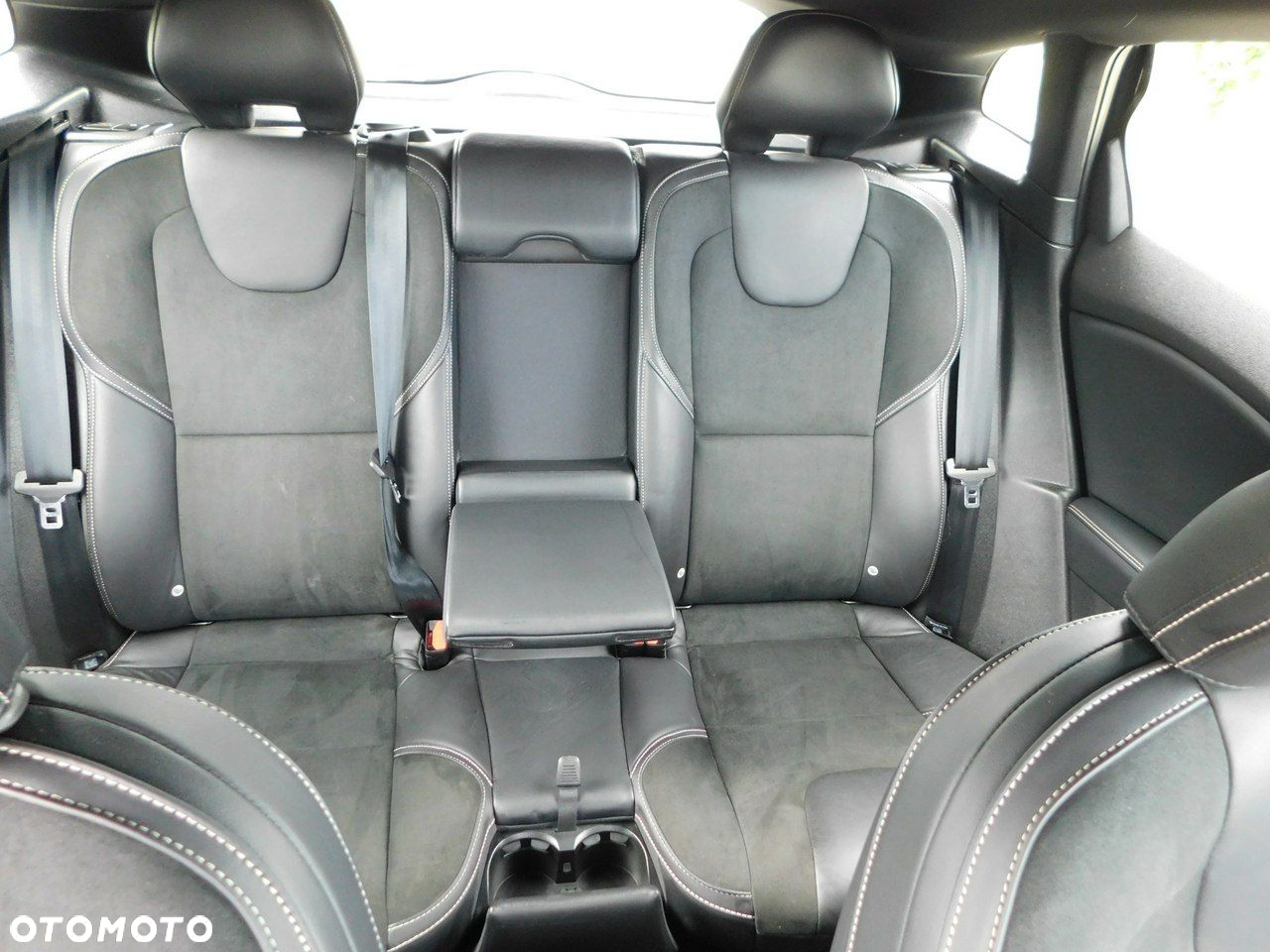 Volvo V40 - 10