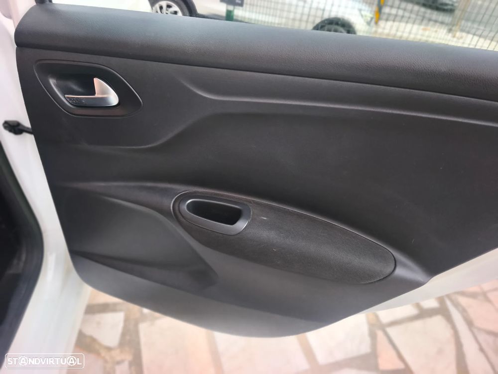 Citroën C-Elysée 1.2 PureTech Exclusive ETG - 24