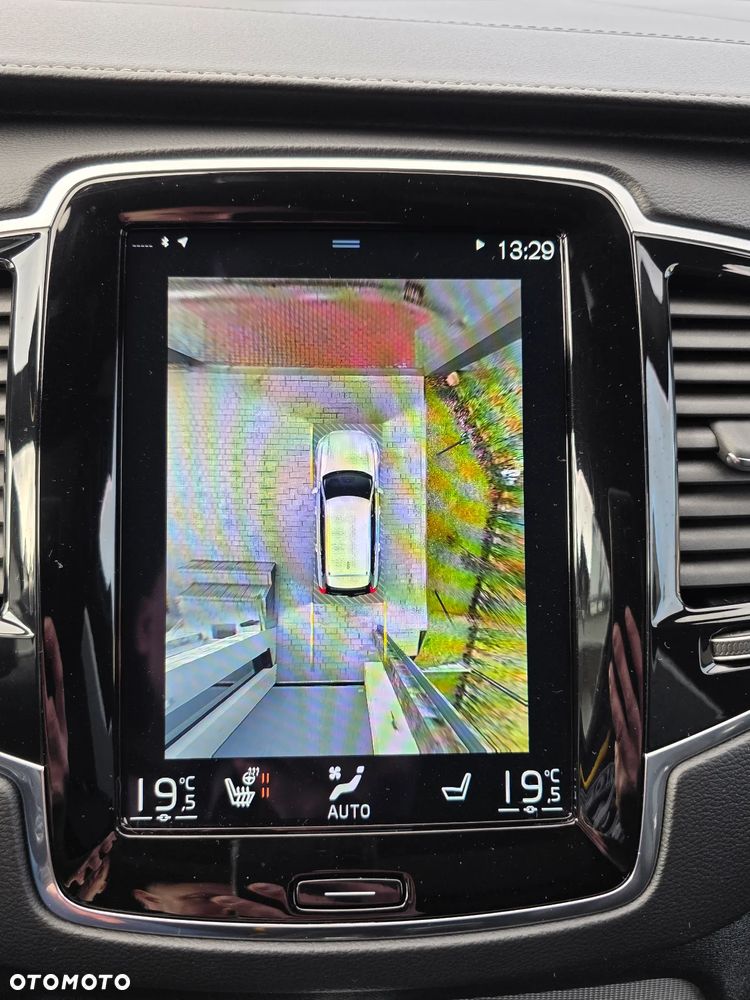 Volvo XC 90 AWD T8 Twin Engine Geartronic RDesign - 27