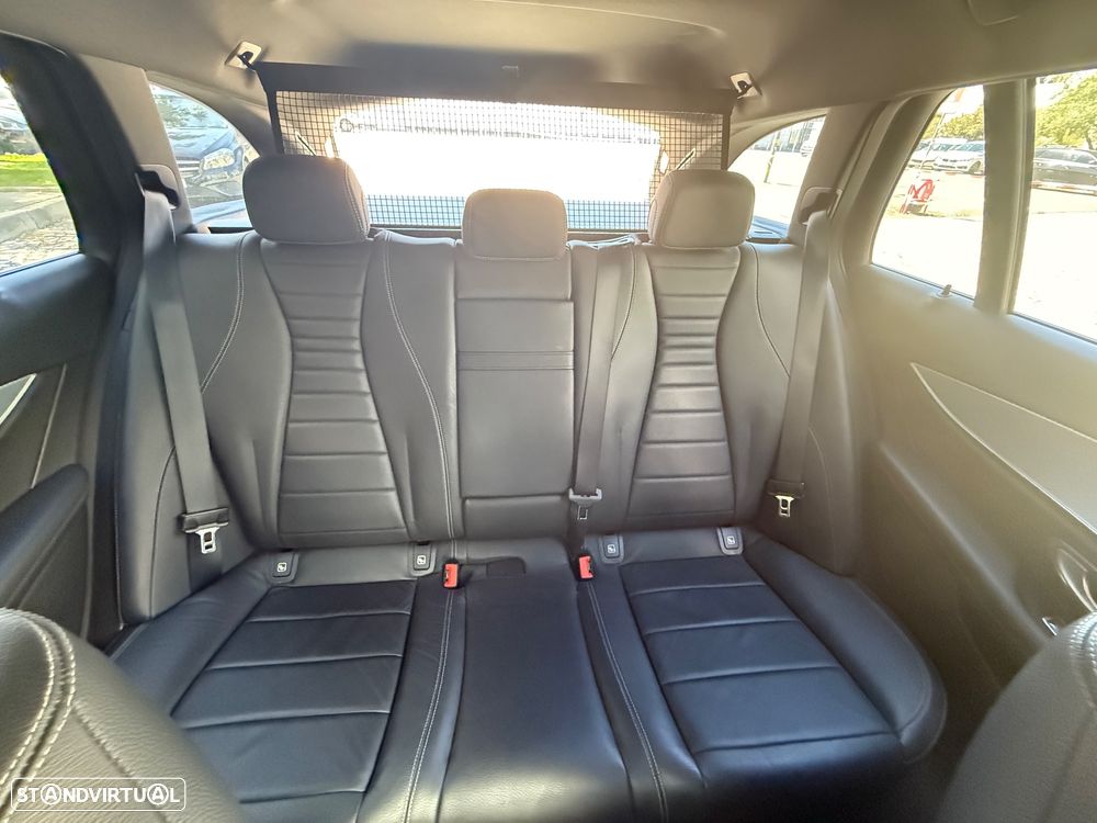 Mercedes-Benz E 300 de Avantgarde - 24