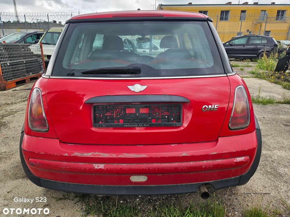Zderzak tył tylny Mini One R50 3d hatchback 2002r 851/3 Chili Red - 1