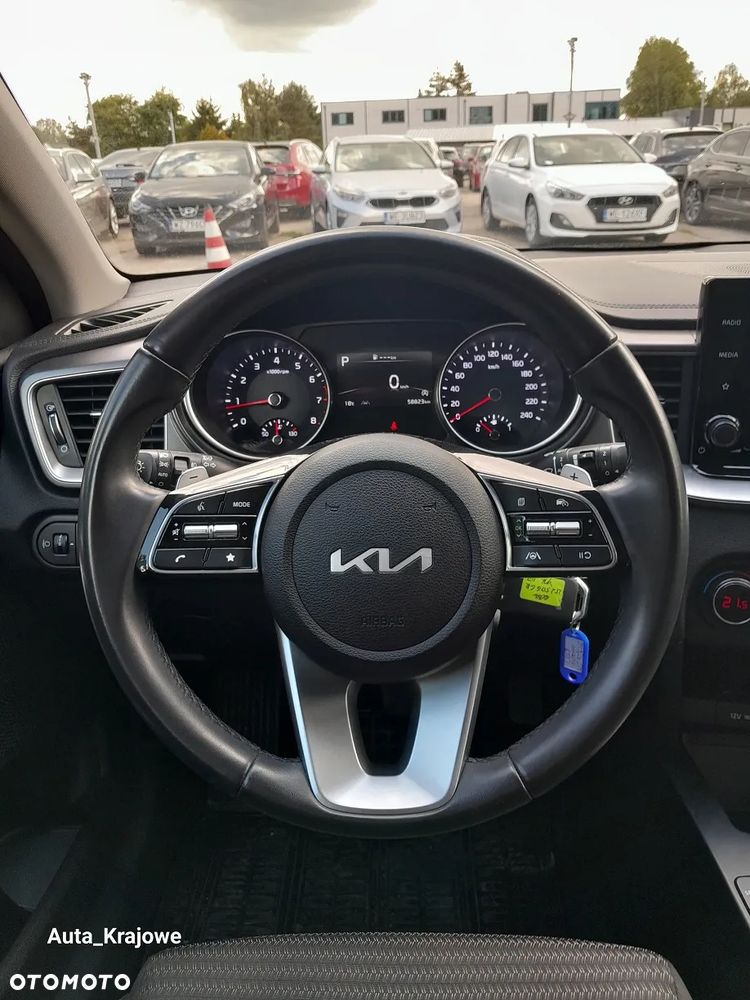 Kia Ceed 1.5 T-GDI M DCT - 12