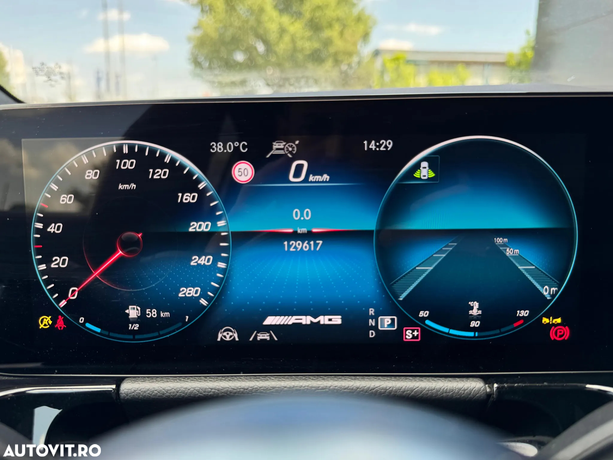 Mercedes-Benz GLA AMG 35 4MATIC - 11