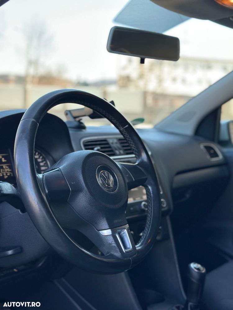 Volkswagen Polo 1.4 TDI Comfortline - 6