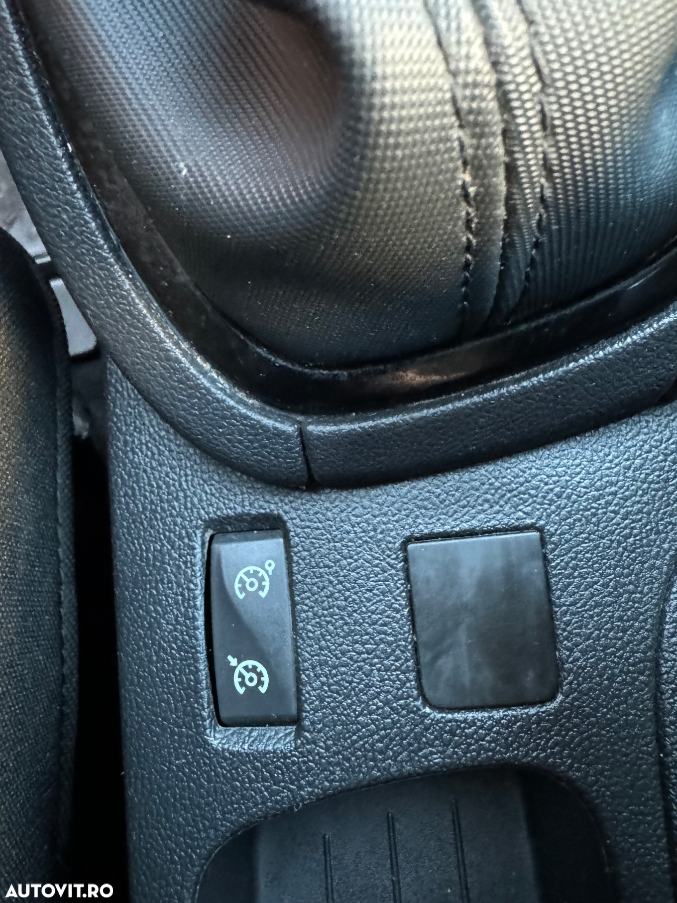 Renault Clio (Energy) dCi 90 Bose Edition - 11