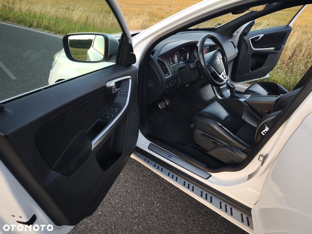 Volvo XC 60 D4 Geartronic Summum - 20