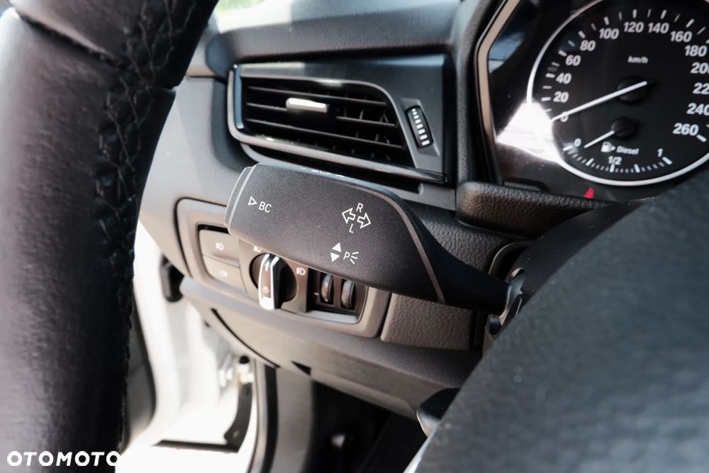 BMW Seria 2 216d Advantage - 16
