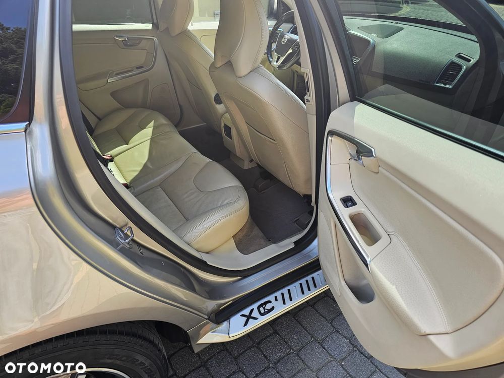 Volvo XC 60 T6 AWD Summum - 16