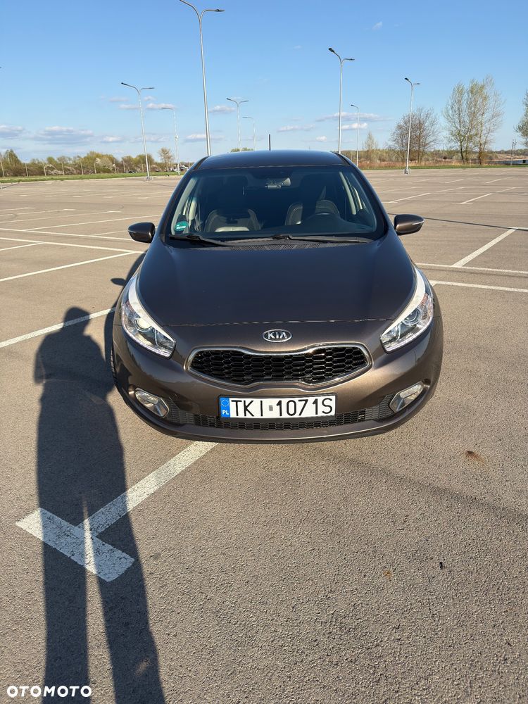 Kia Ceed 1.6 GDI DCT Platinum Edition - 2
