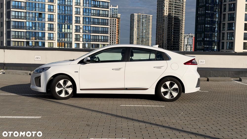 Hyundai IONIQ Electric Premium - 6
