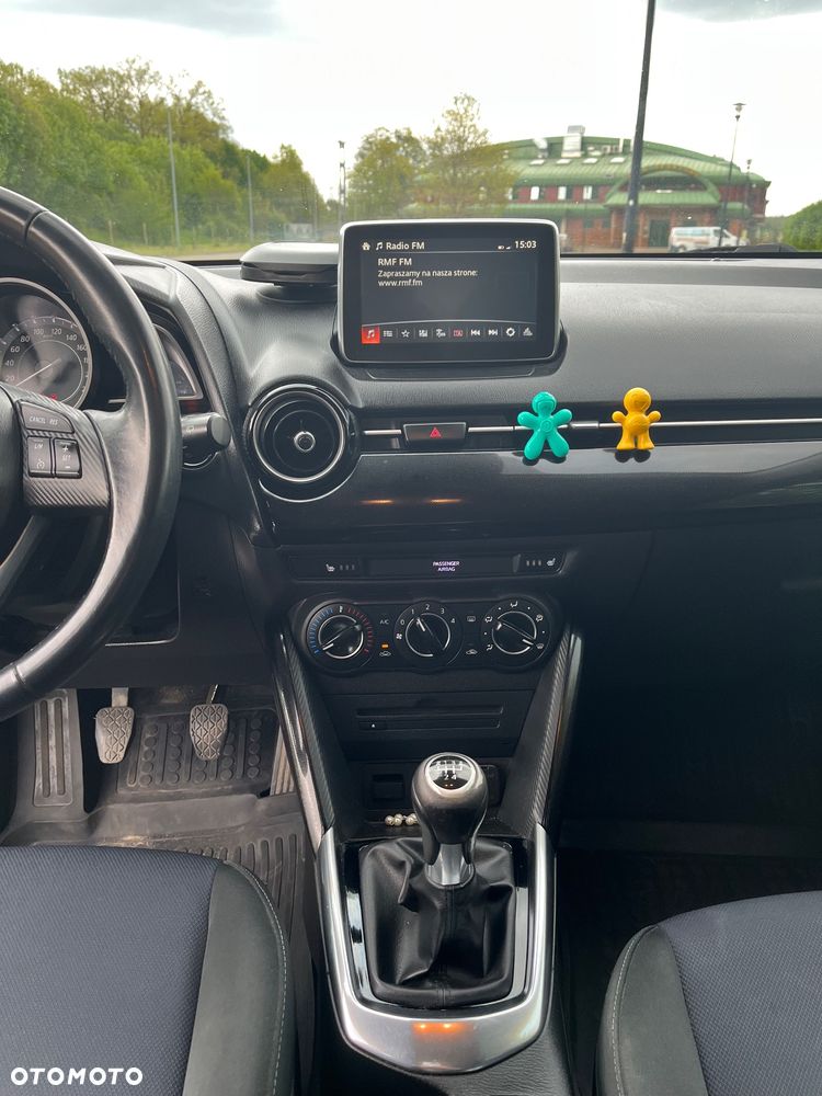Mazda 2 - 13