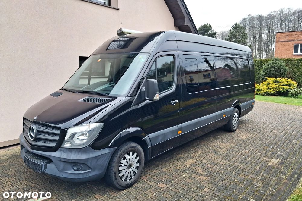 Mercedes-Benz Sprinter - 1