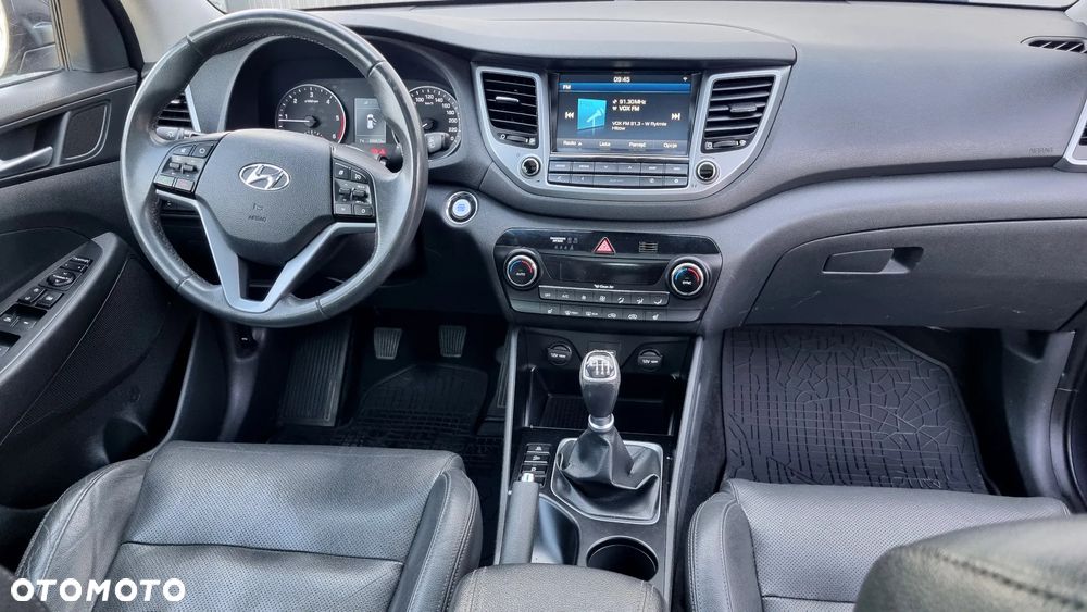 Hyundai Tucson blue 1.7 CRDi 2WD Intro Edition - 14