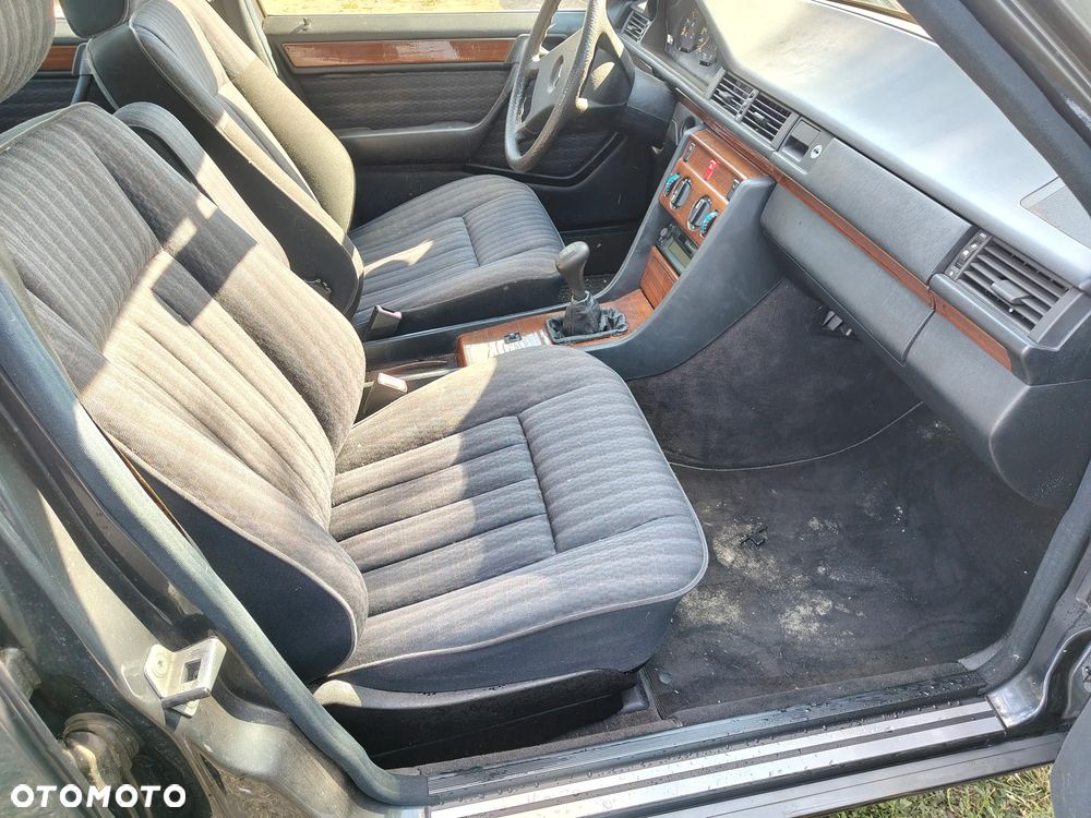 Mercedes-Benz W124 (1984-1993) - 6