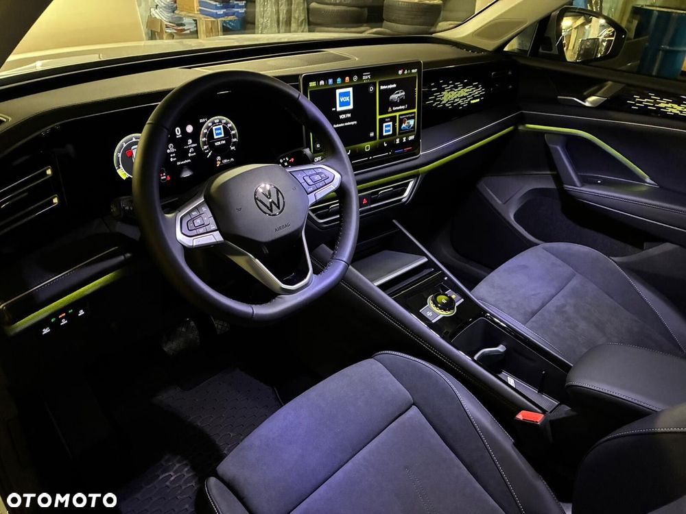 Volkswagen Tiguan - 5