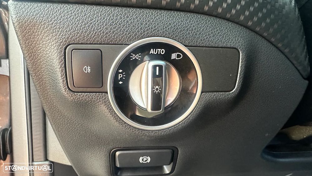 Mercedes-Benz A 45 AMG 4Matic Speedshift 7G-DCT - 44