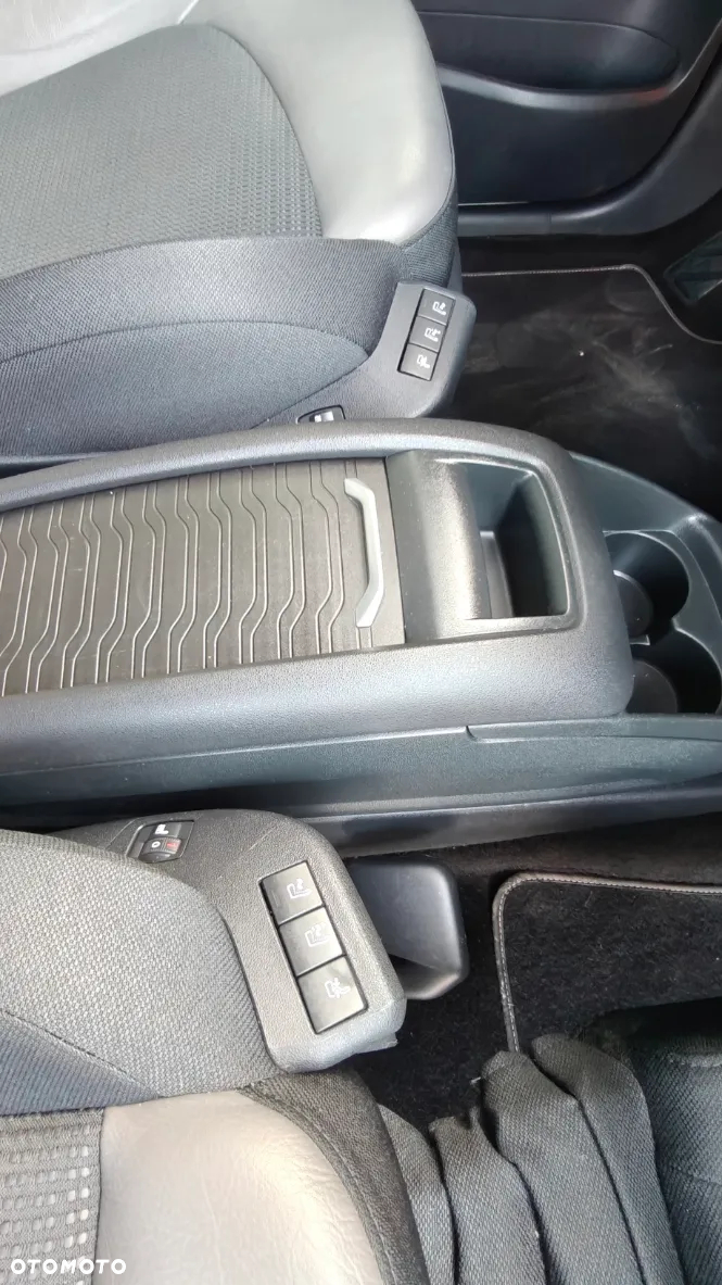 Citroën C4 Picasso BlueHDi 120 EAT6 Business Class - 23