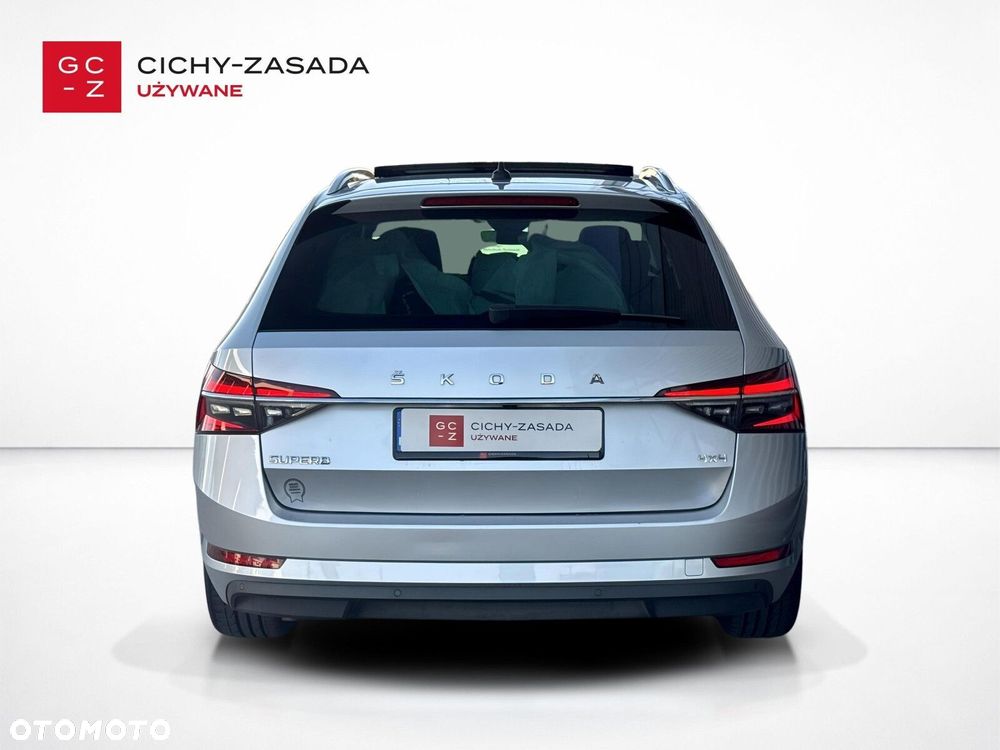 Skoda Superb 2.0 TDI SCR 4x4 Style DSG - 6