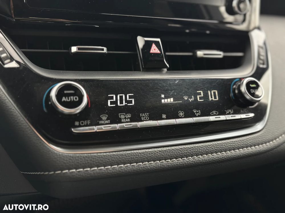 Toyota Corolla 2.0 Business Edition - 26