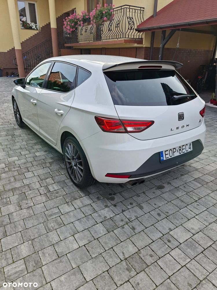 Seat Leon 2013 photo 2