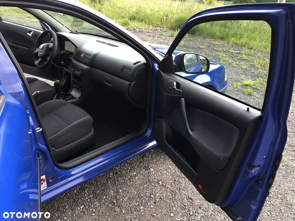 Skoda Octavia 1.6 Tour Classic - 13