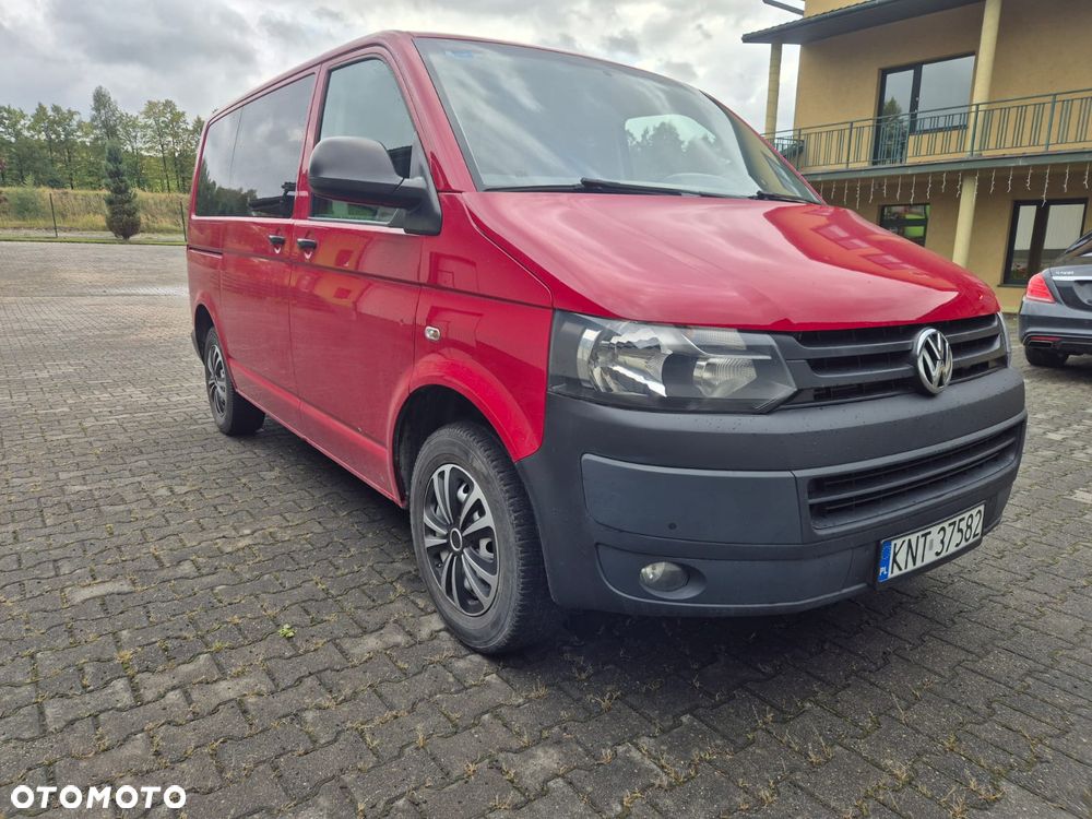 Volkswagen Caravelle - 3