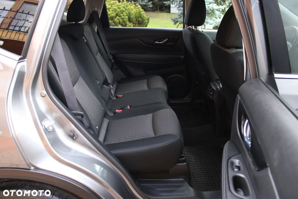 Nissan X-Trail - 23