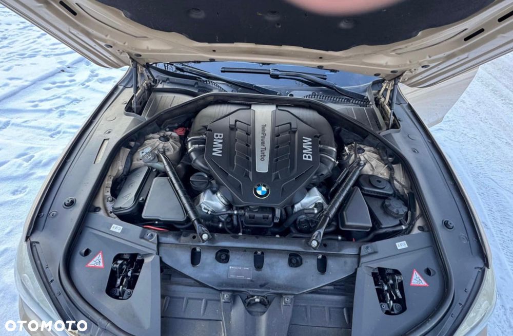 BMW Seria 7 750Li xDrive - 3