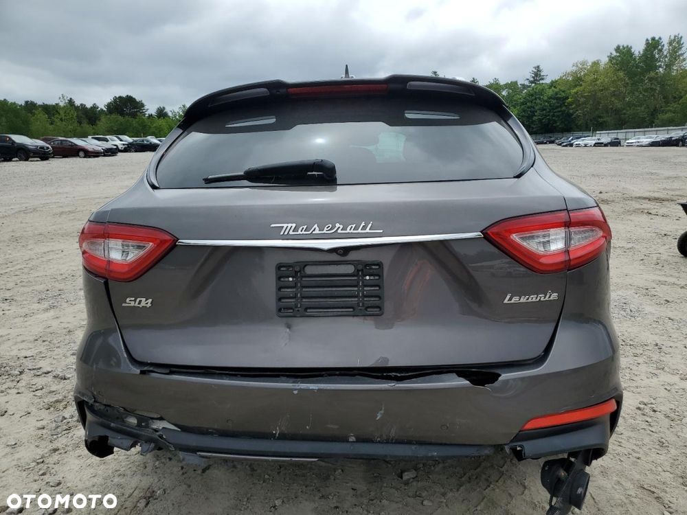 Maserati Levante - 5