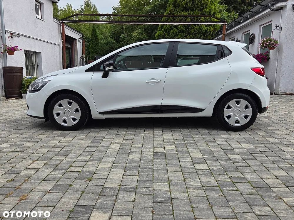 Renault Clio 1.2 16V Life EU6 - 6