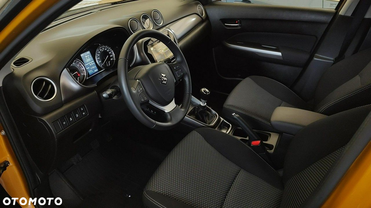 Suzuki Vitara - 11