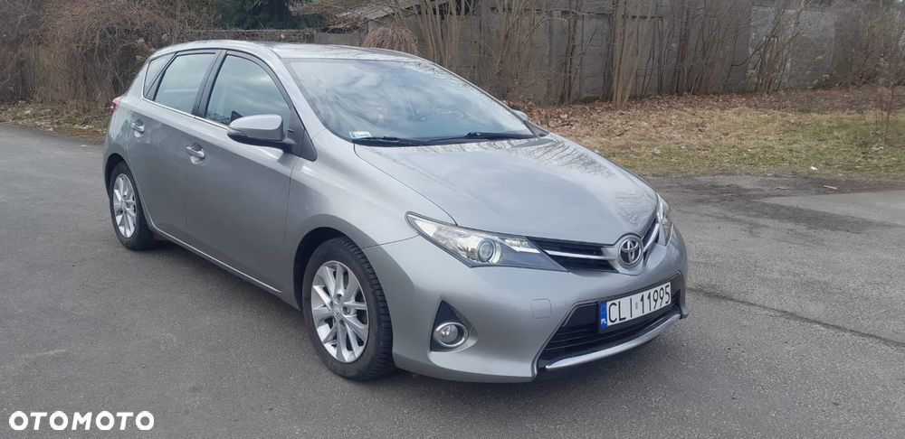 Toyota Auris 2.0 D-4D Life - 1