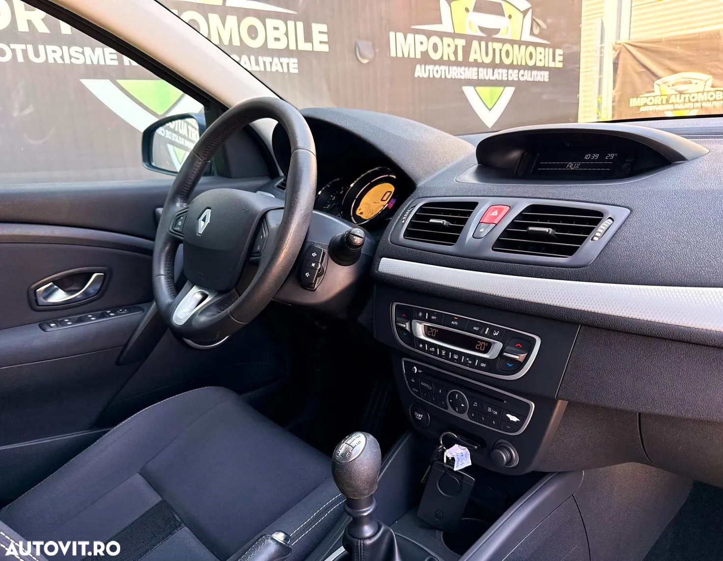 Renault Megane 1.5 dCi Grandtour Avantage - 8