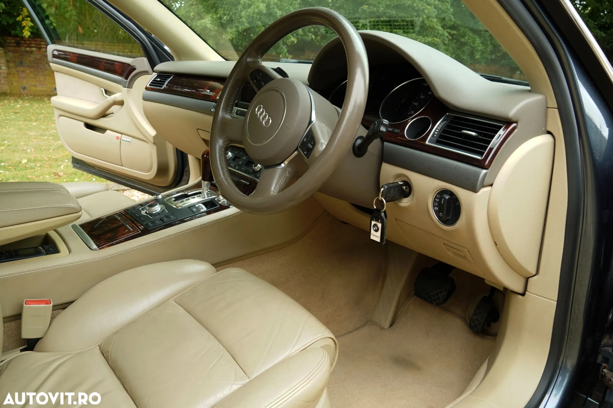 Audi A8 4.2 quattro Aut - 9