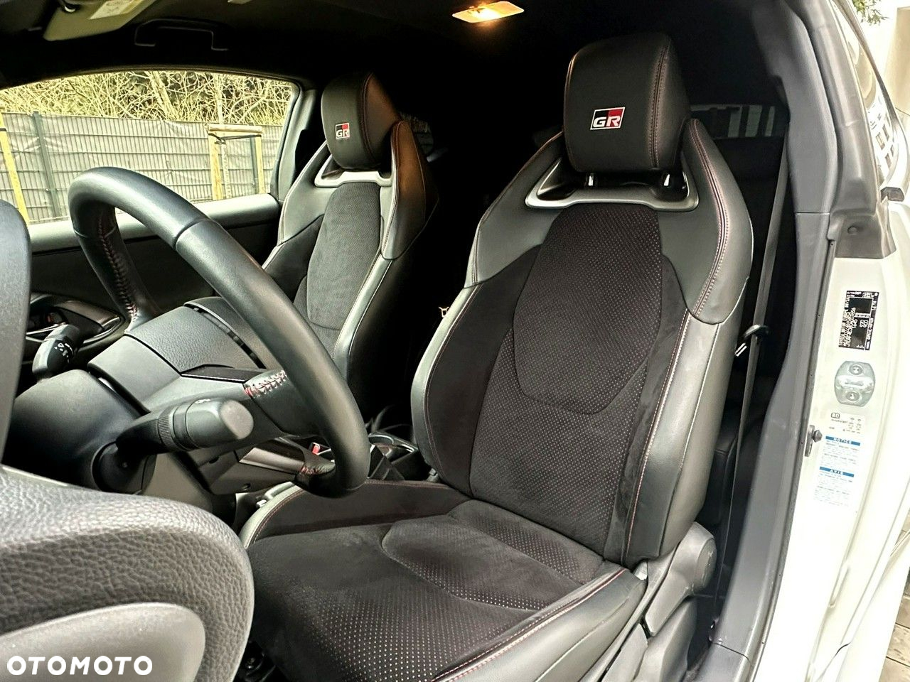 Toyota Yaris GR 1.6 Dynamic - 12