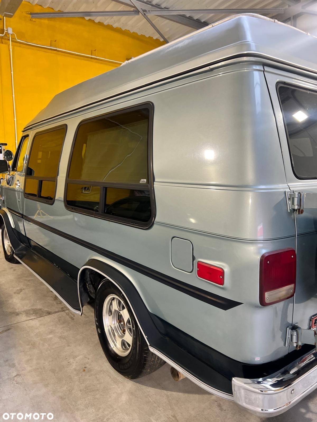 GMC Vandura - 24